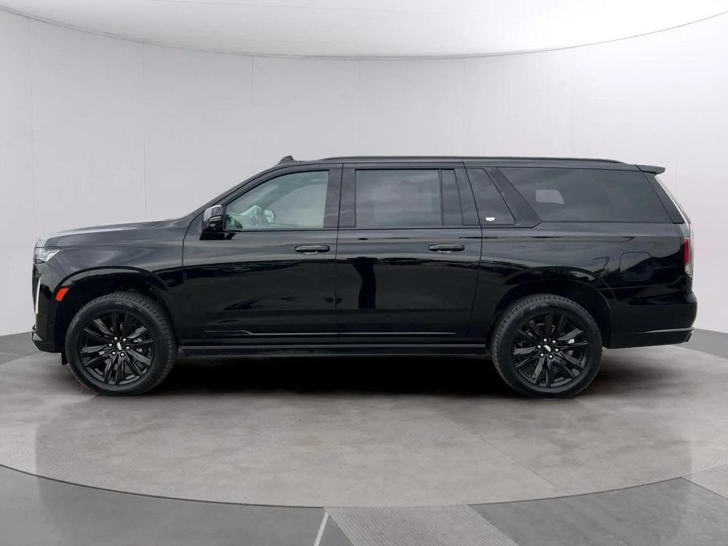 used 2022 Cadillac Escalade ESV car, priced at $76,383