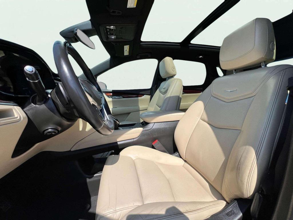 used 2017 Cadillac XT5 car, priced at $23,477