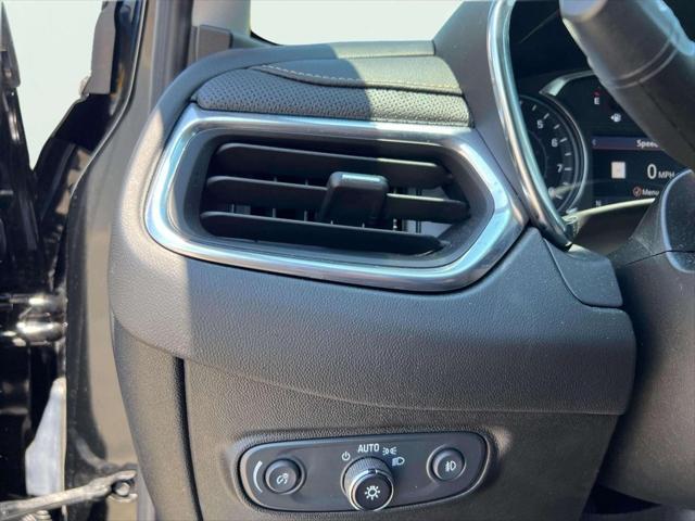 used 2022 Chevrolet Equinox car, priced at $32,623