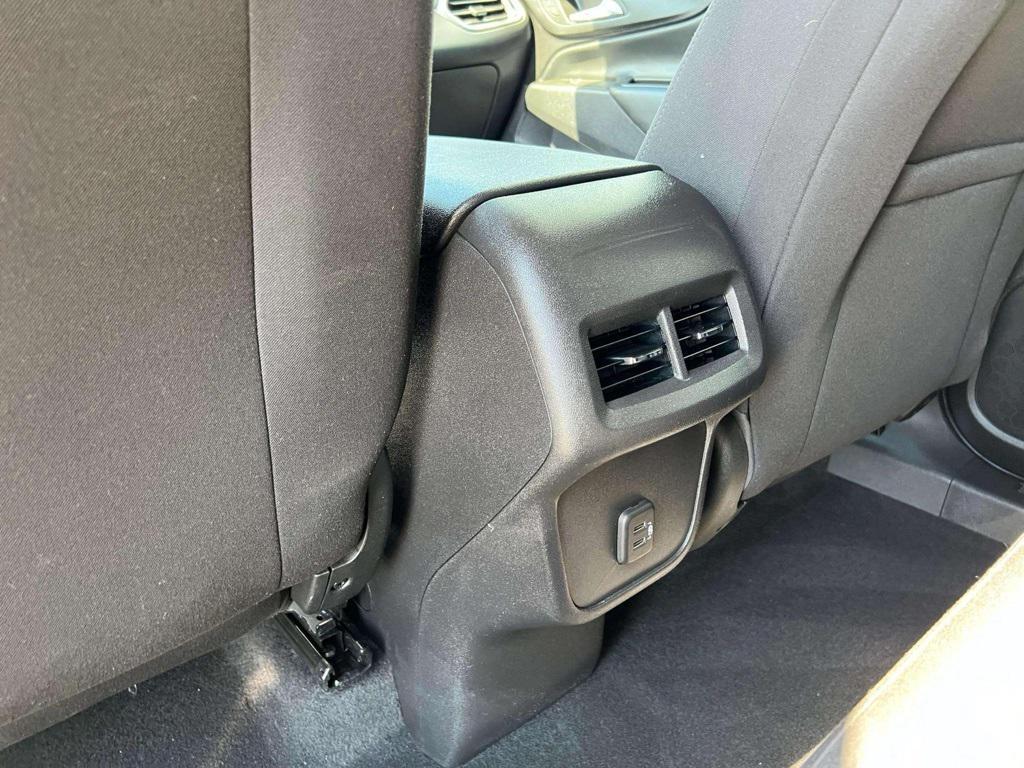 used 2022 Chevrolet Equinox car, priced at $26,941