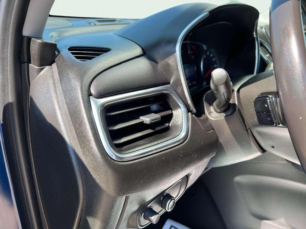 used 2022 Chevrolet Equinox car, priced at $26,941