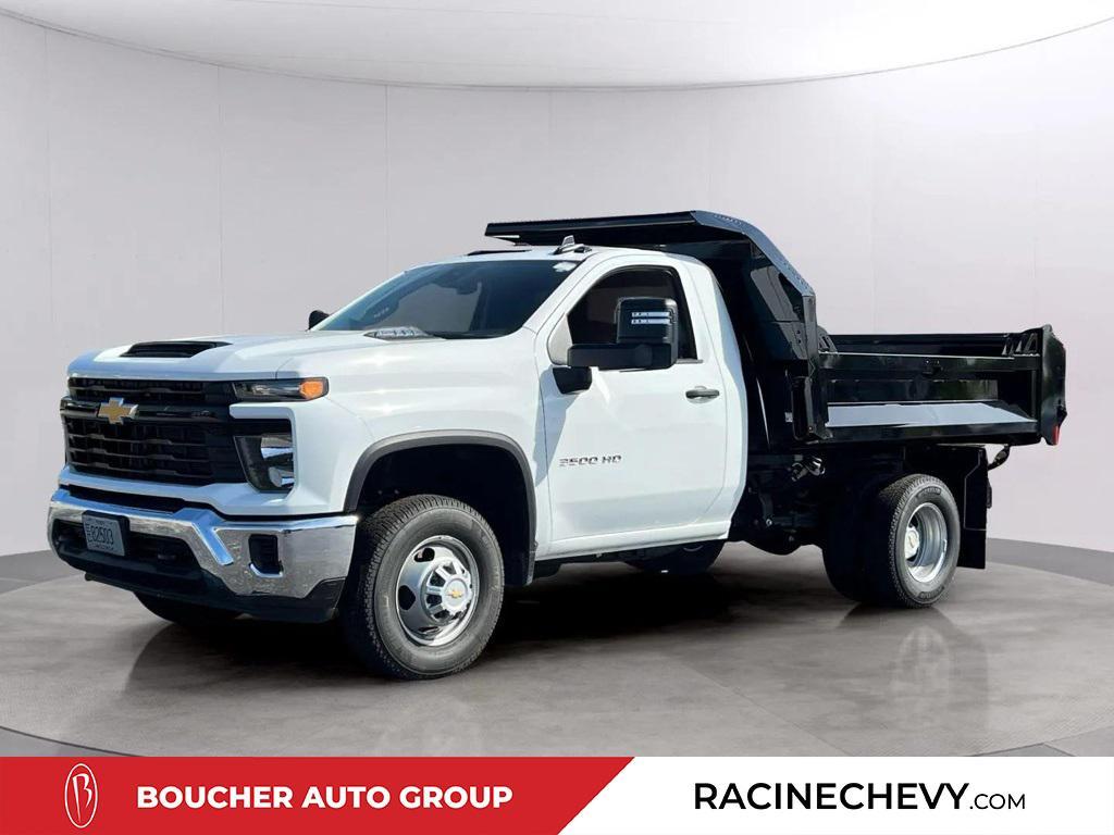 used 2025 Chevrolet Silverado 3500 car, priced at $61,611