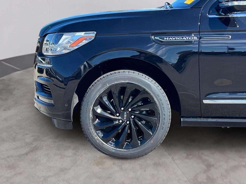 used 2021 Lincoln Navigator car, priced at $39,466