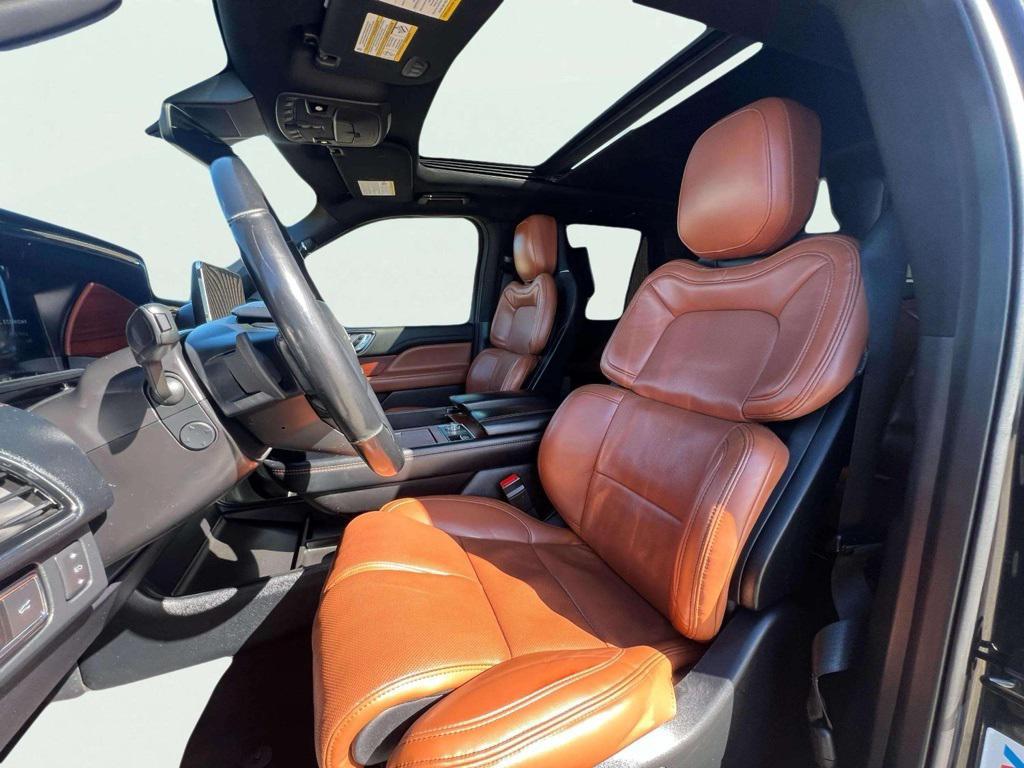 used 2021 Lincoln Navigator car, priced at $39,466