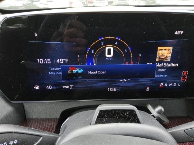 used 2024 Chevrolet Traverse car, priced at $59,995