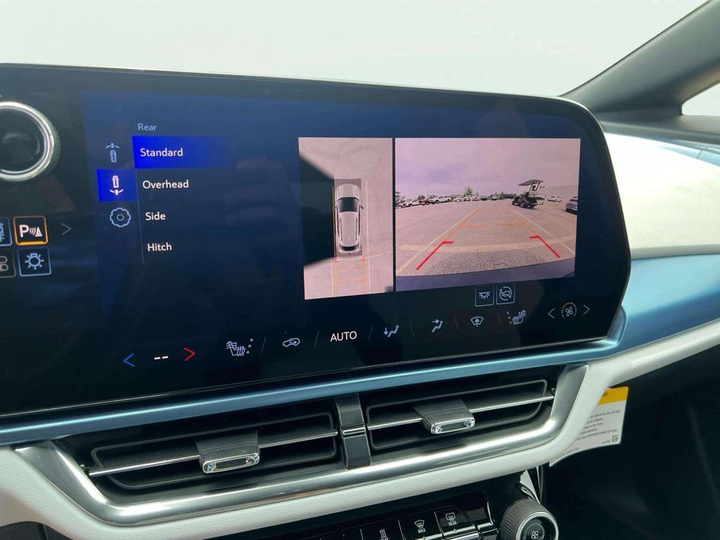 used 2024 Chevrolet Equinox EV car, priced at $29,987