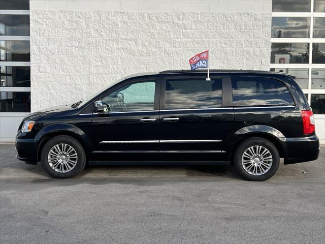 used 2015 Chrysler Town & Country car, priced at $13,687