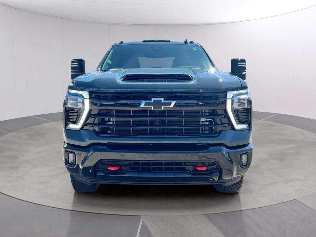 used 2025 Chevrolet Silverado 3500 car, priced at $75,888