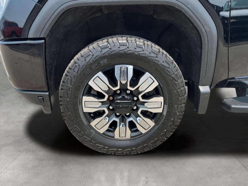 used 2022 GMC Sierra 2500 car, priced at $65,944