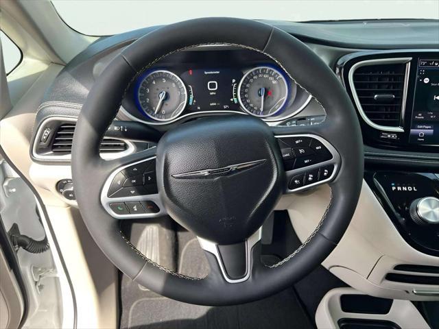 used 2022 Chrysler Pacifica car, priced at $27,222