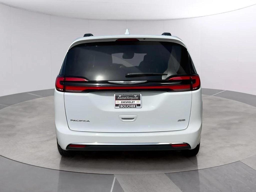 used 2022 Chrysler Pacifica car, priced at $26,582