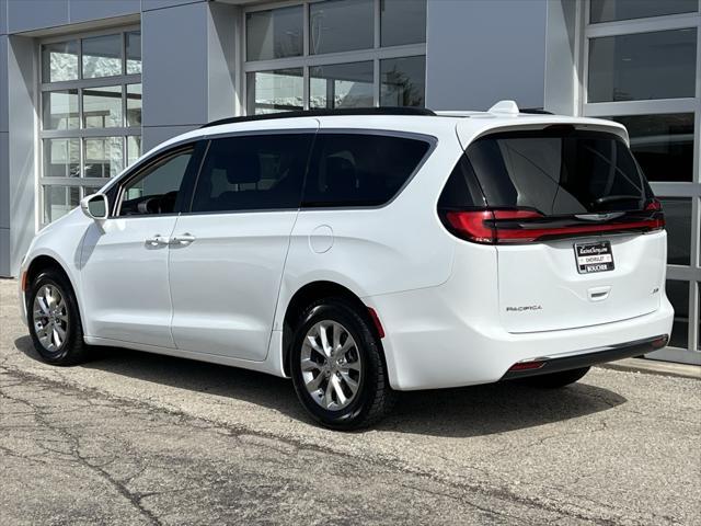 used 2022 Chrysler Pacifica car, priced at $29,984