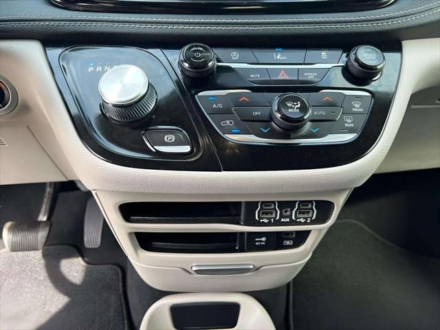 used 2022 Chrysler Pacifica car, priced at $27,222