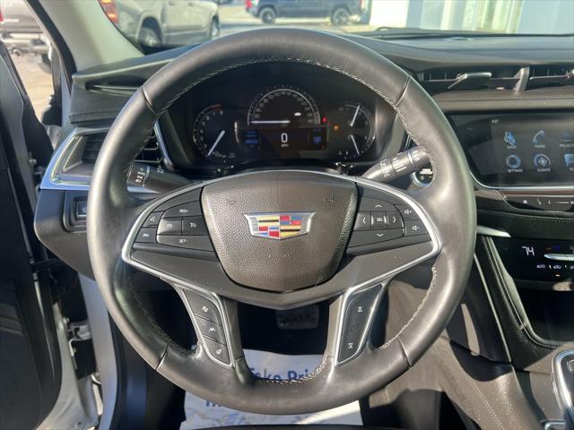 used 2017 Cadillac XT5 car, priced at $25,777