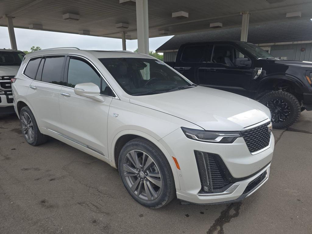 used 2021 Cadillac XT6 car, priced at $41,877