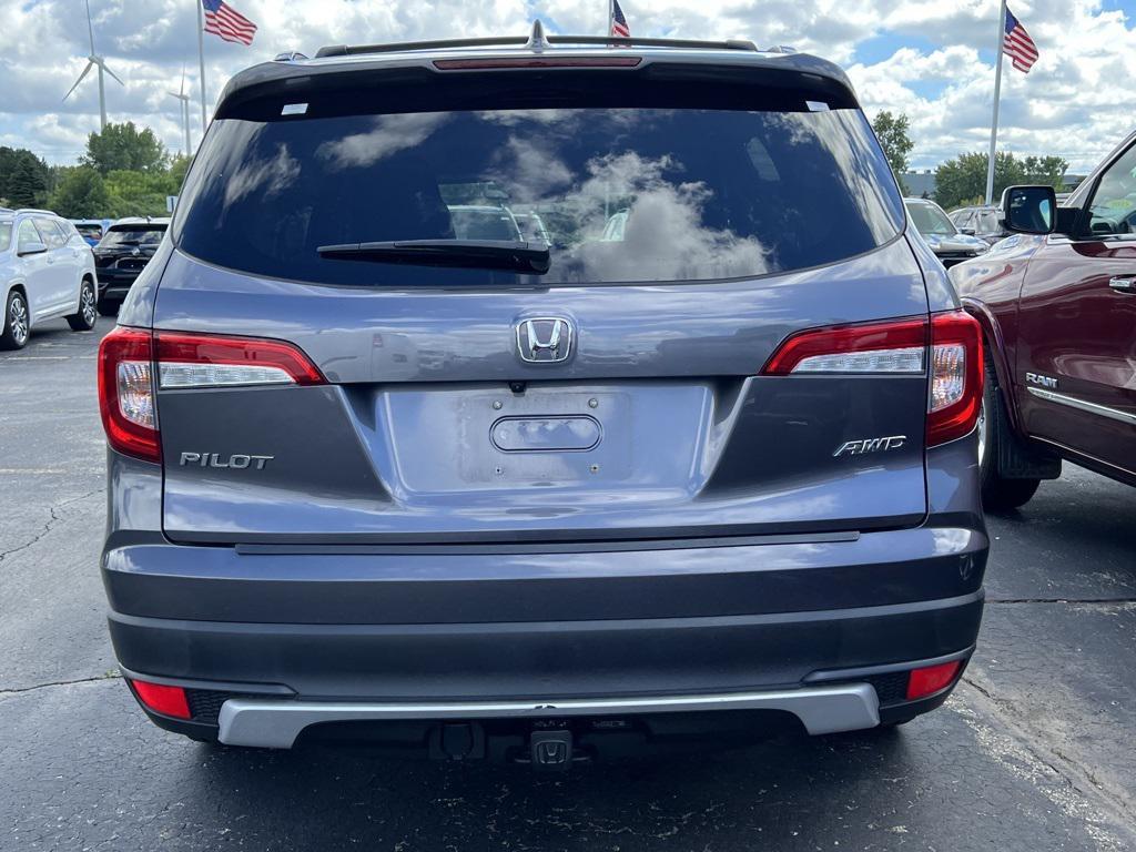 used 2021 Honda Pilot car, priced at $28,995