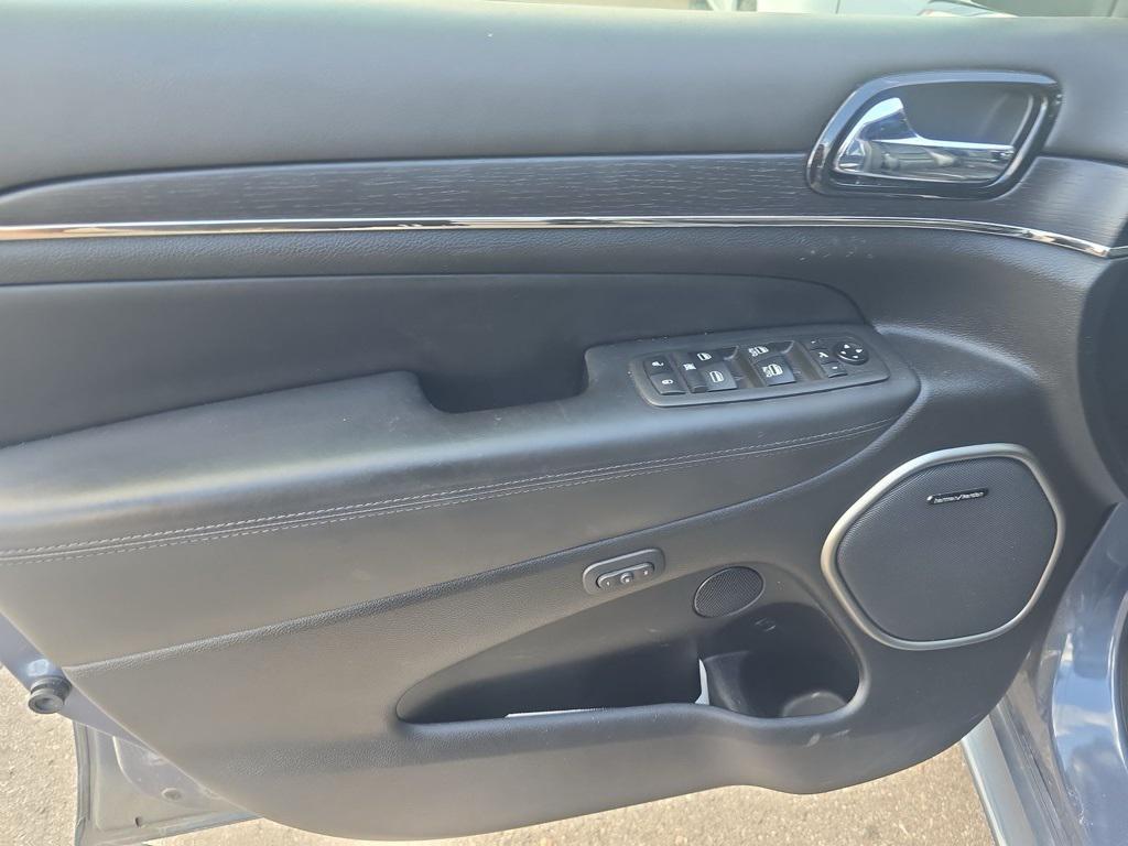 used 2021 Jeep Grand Cherokee car, priced at $31,788