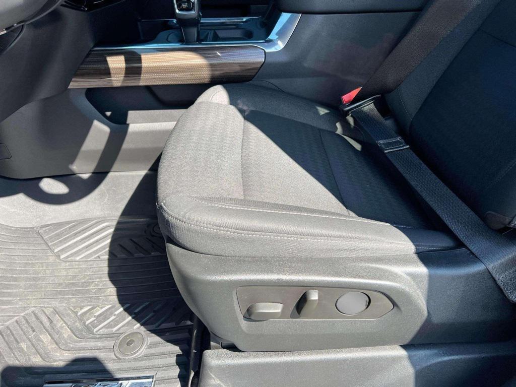 used 2022 Chevrolet Silverado 1500 car, priced at $43,731