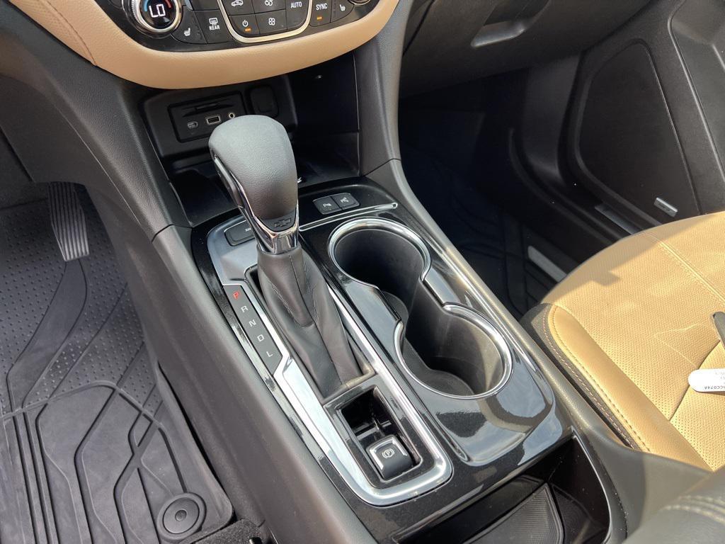 used 2023 Chevrolet Equinox car, priced at $28,442