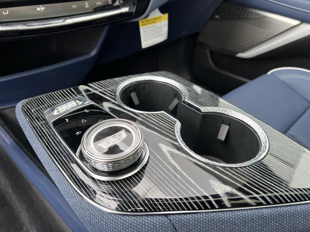 new 2025 Cadillac OPTIQ car, priced at $59,585