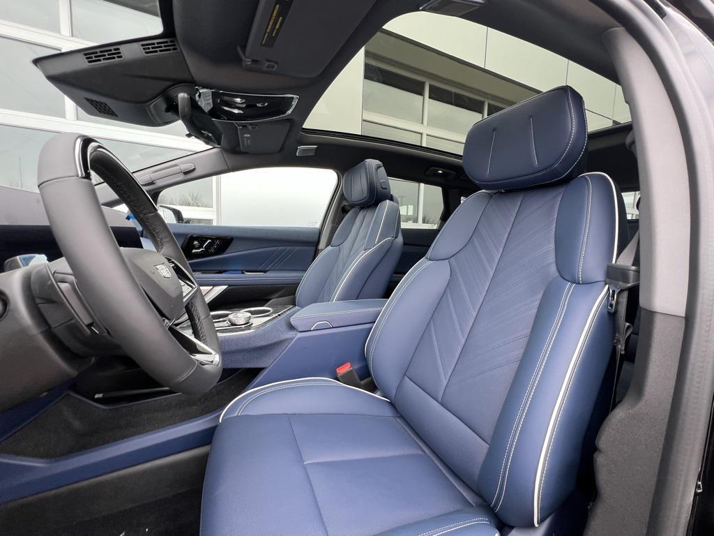 new 2025 Cadillac OPTIQ car, priced at $59,585