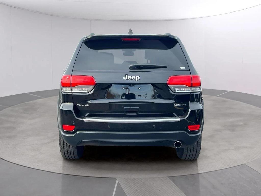 used 2018 Jeep Grand Cherokee car, priced at $17,938