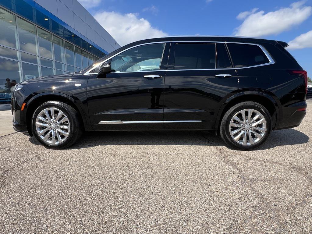 used 2024 Cadillac XT6 car, priced at $48,995