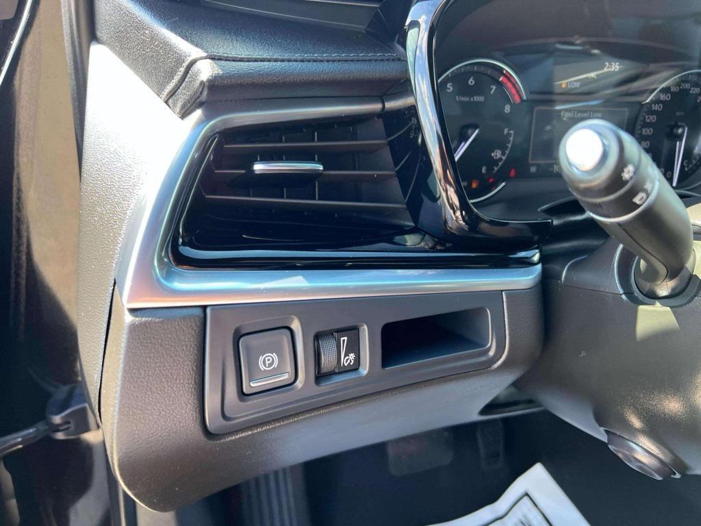 used 2024 Cadillac XT6 car, priced at $46,928