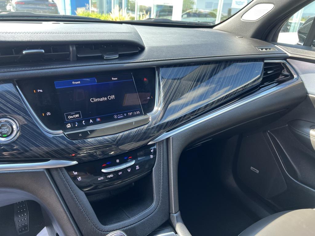 used 2024 Cadillac XT6 car, priced at $48,995