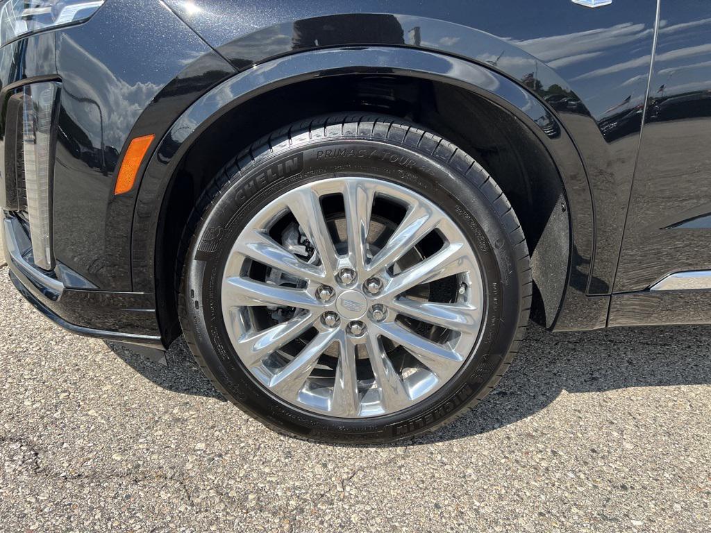 used 2024 Cadillac XT6 car, priced at $48,995