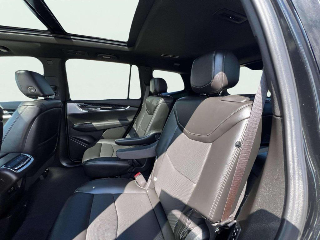 used 2024 Cadillac XT6 car, priced at $46,928