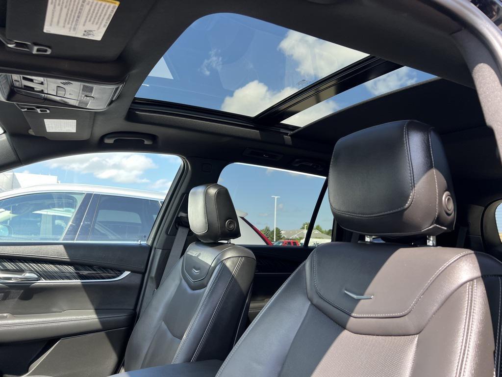 used 2024 Cadillac XT6 car, priced at $48,995
