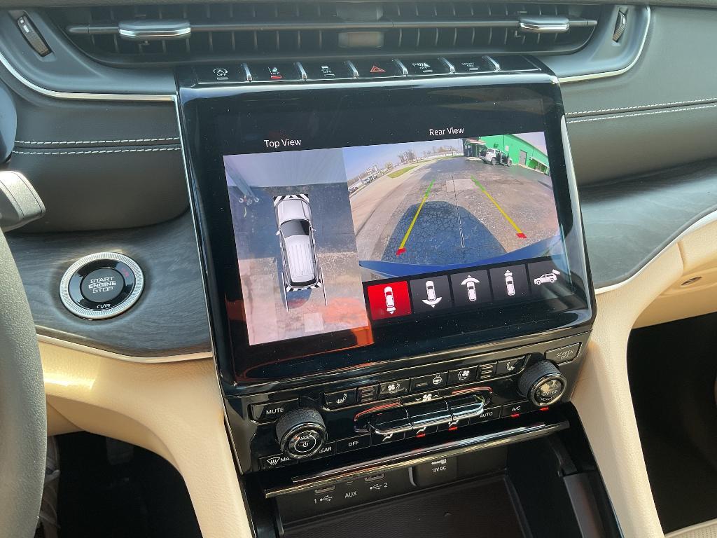 used 2023 Jeep Grand Cherokee car, priced at $32,750
