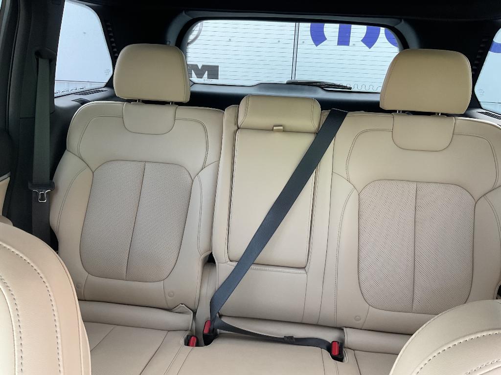 used 2023 Jeep Grand Cherokee car, priced at $32,750