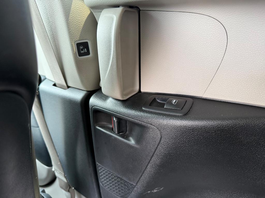 used 2023 Chrysler Pacifica car, priced at $27,825