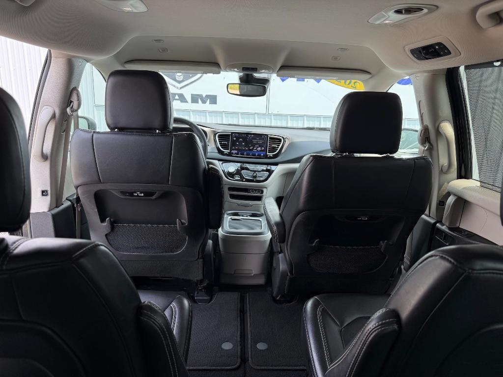 used 2023 Chrysler Pacifica car, priced at $27,825