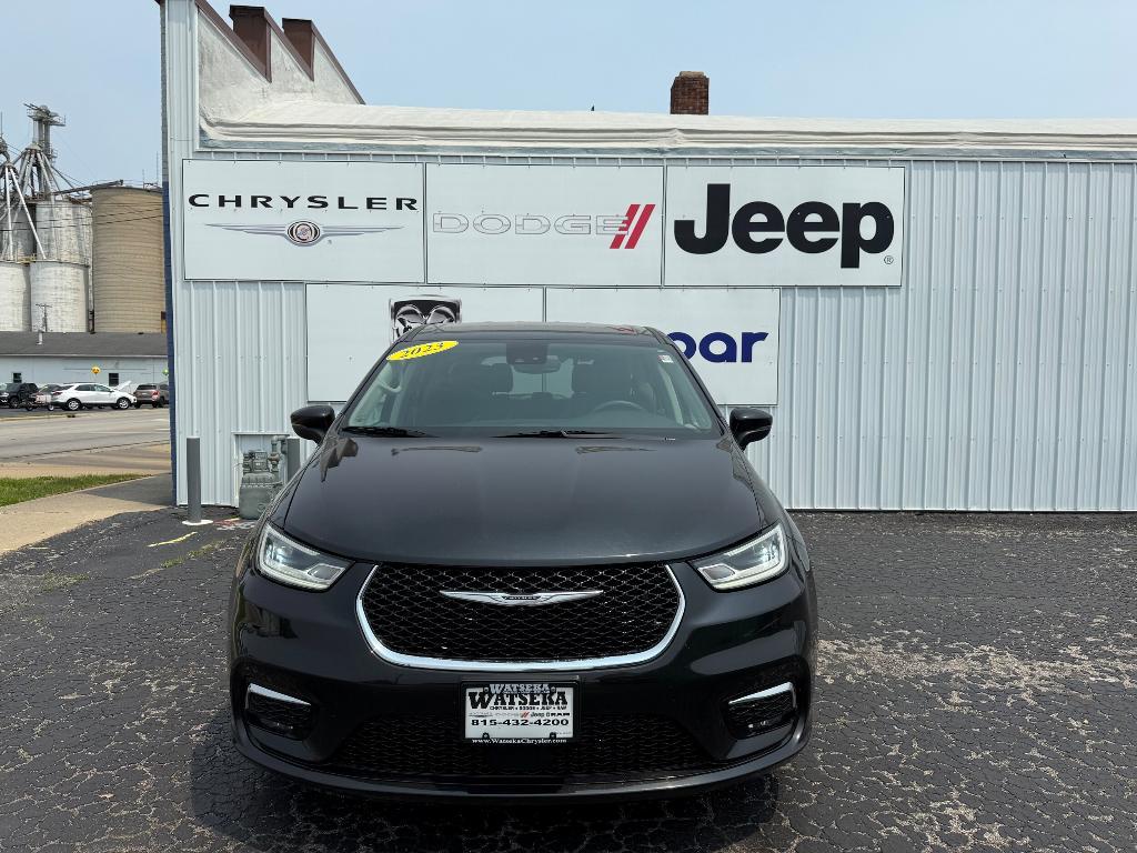 used 2023 Chrysler Pacifica car, priced at $27,825