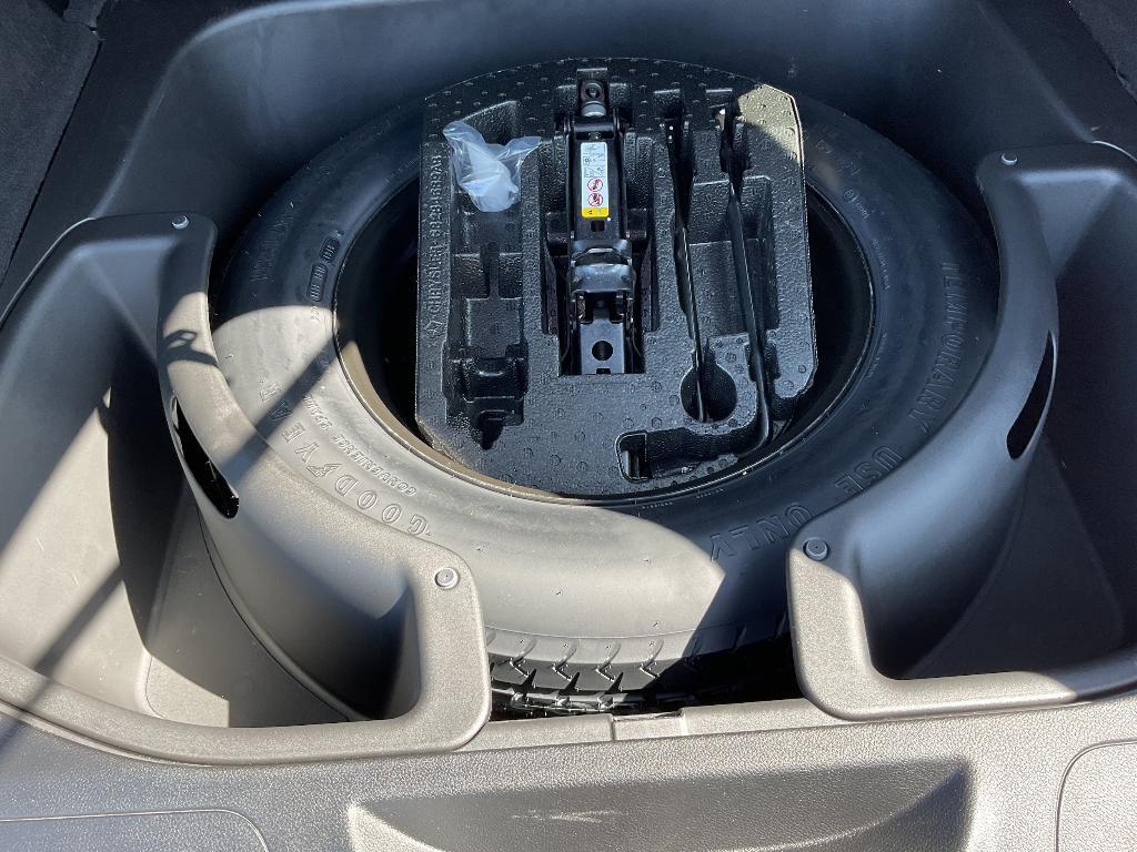 used 2019 Jeep Grand Cherokee car, priced at $25,995