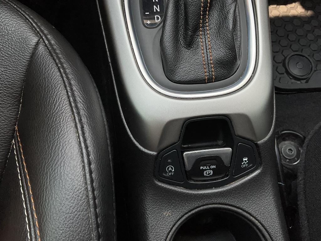 used 2021 Jeep Compass car, priced at $17,530