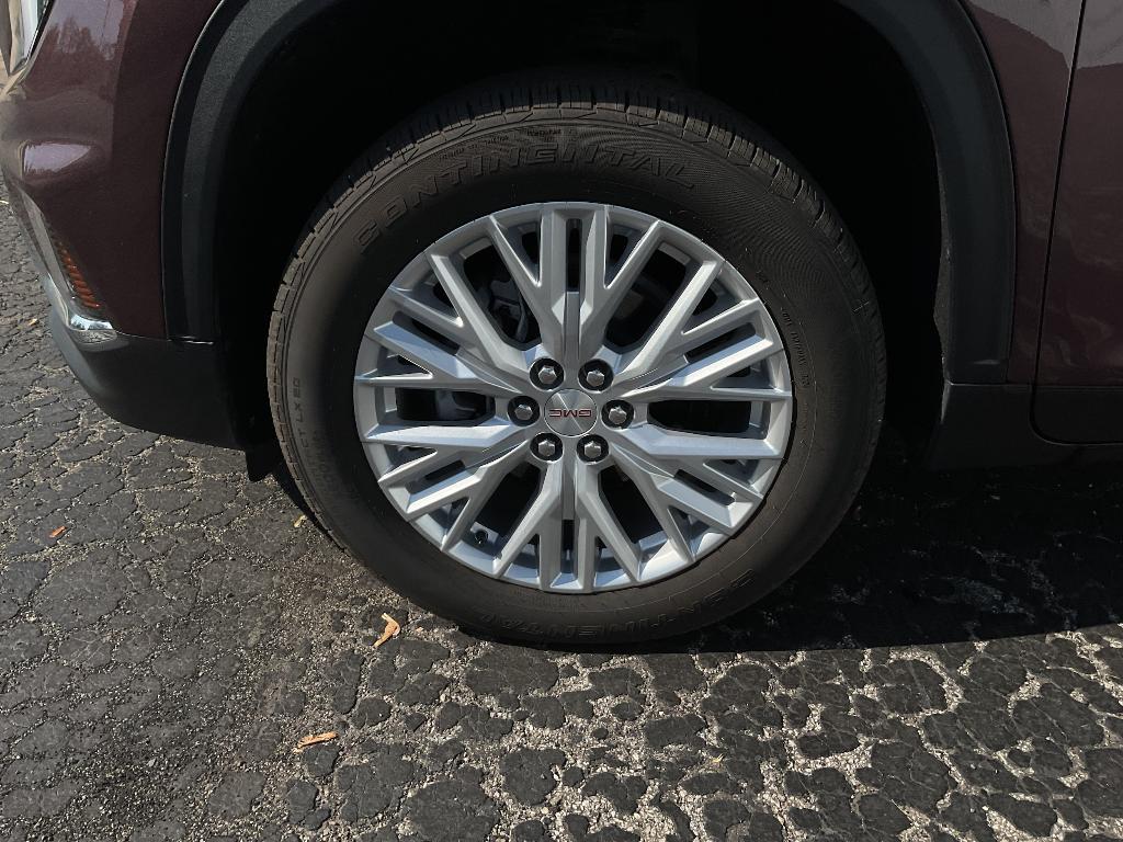 used 2024 GMC Acadia car, priced at $42,100