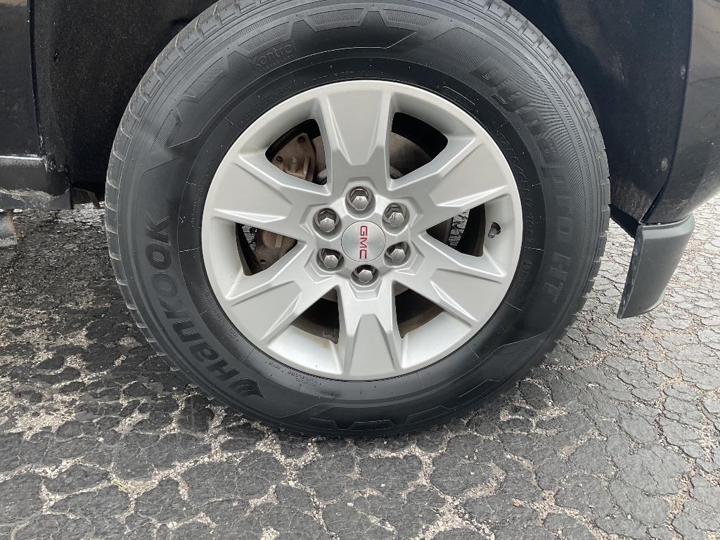 used 2015 GMC Canyon car, priced at $13,995