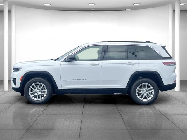 new 2024 Jeep Grand Cherokee car, priced at $36,527