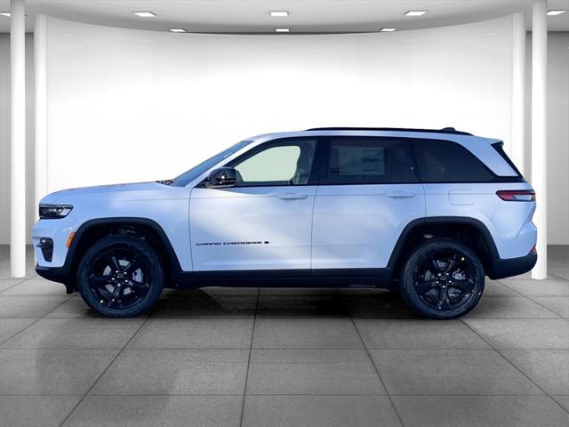 new 2025 Jeep Grand Cherokee car, priced at $53,351