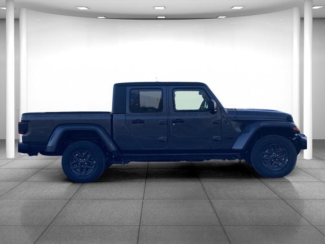 new 2025 Jeep Gladiator car, priced at $51,083