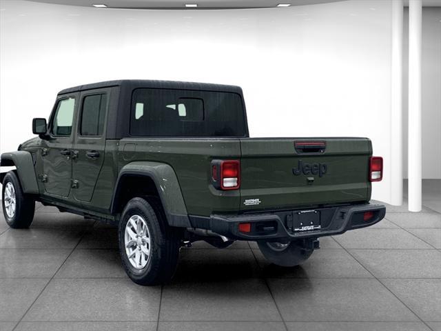 new 2023 Jeep Gladiator car, priced at $39,999