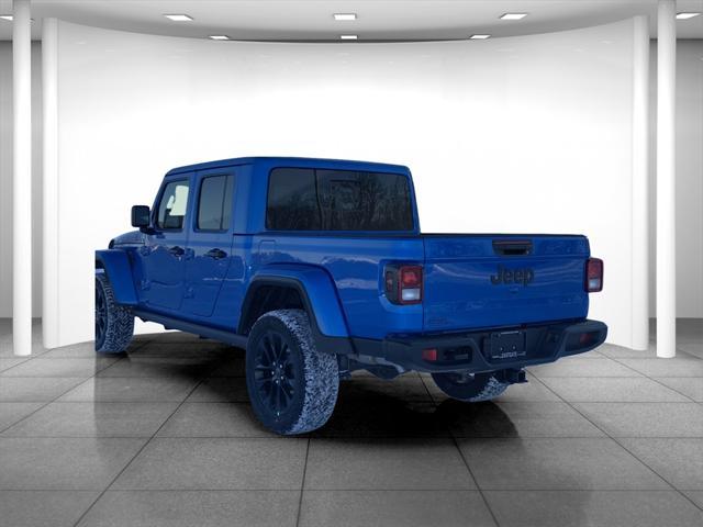 new 2025 Jeep Gladiator car, priced at $43,616