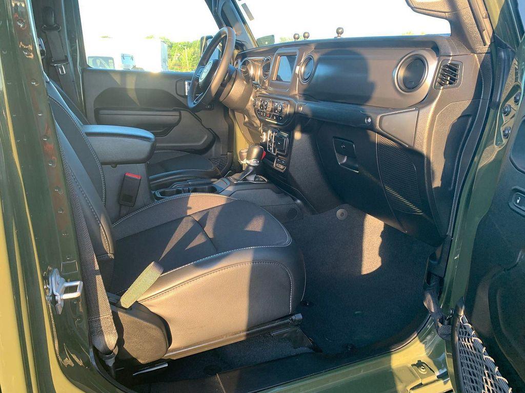 used 2023 Jeep Gladiator car, priced at $37,373