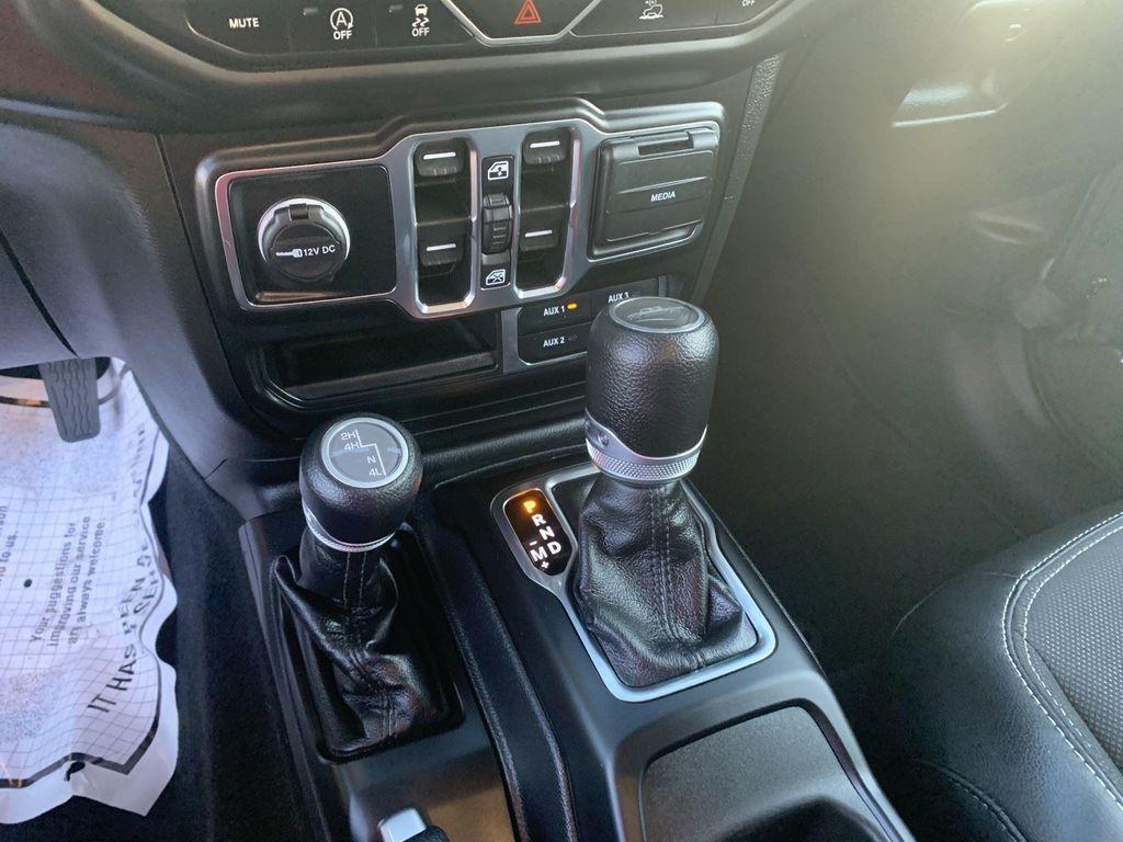 used 2023 Jeep Gladiator car, priced at $37,373