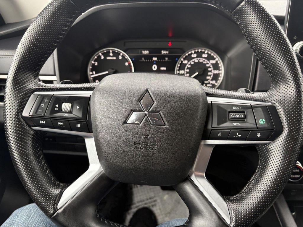 used 2024 Mitsubishi Outlander car, priced at $23,790