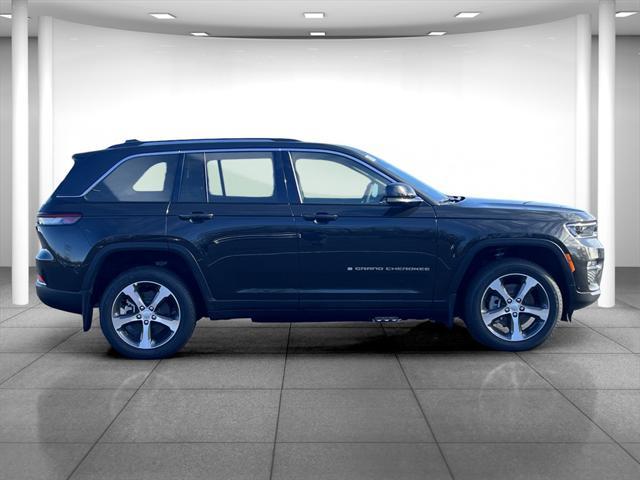 new 2024 Jeep Grand Cherokee 4xe car, priced at $58,190